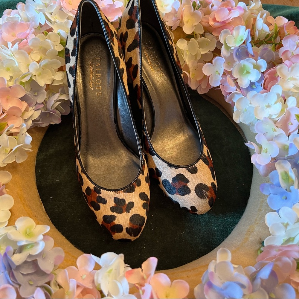 Leopard print heel
